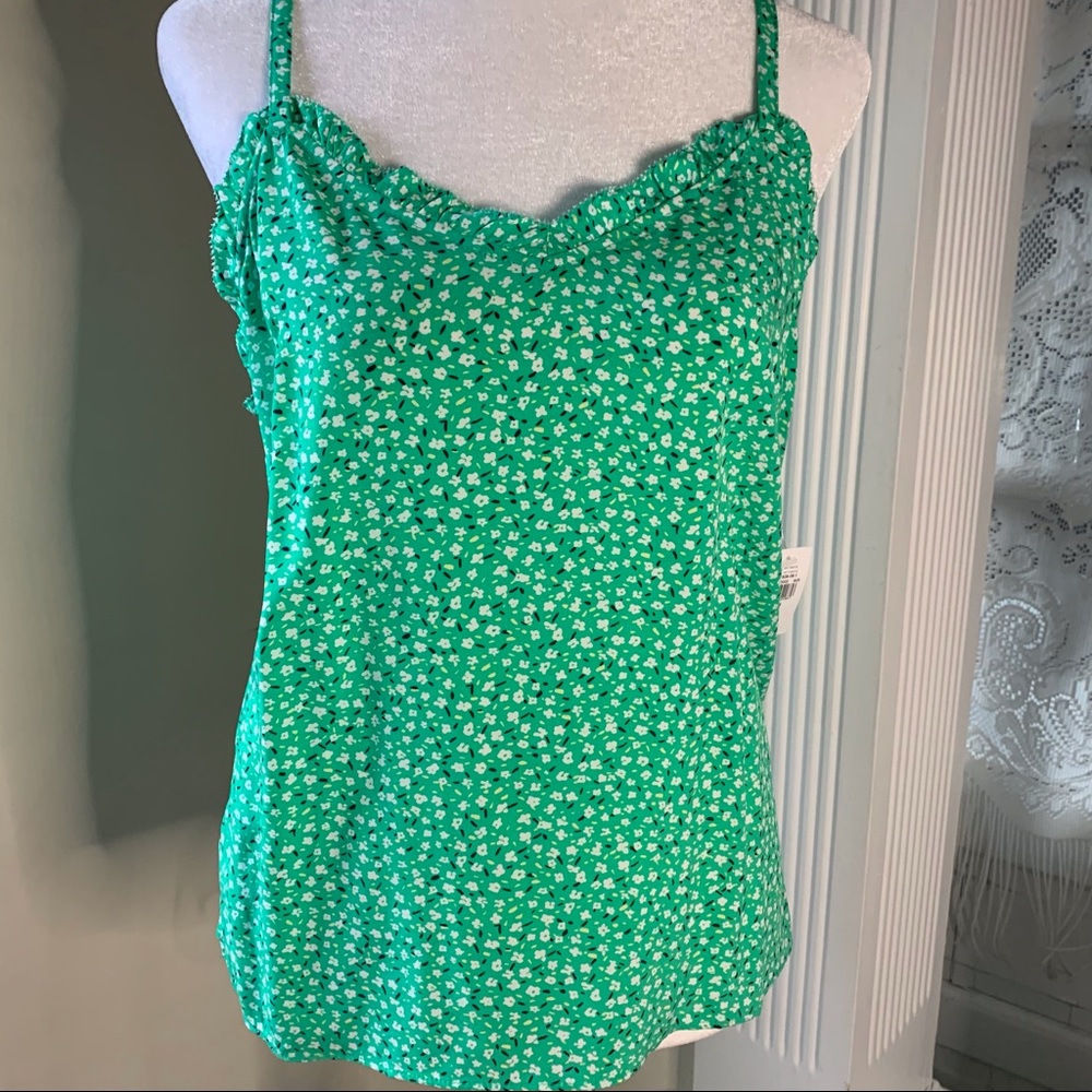 Old Navy green floral V-neck sleeveless cami with ruffle and picot trim